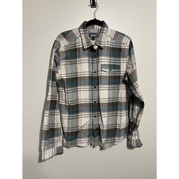 Patagonia Other - Patagonia Lightweight Fjord Flannel Shirt Men Medium Green Gray Plaid Button Up